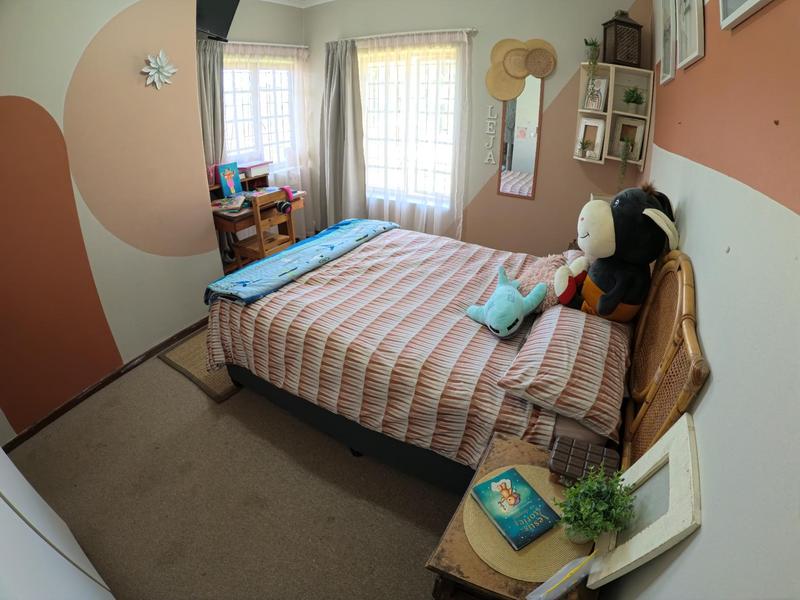 3 Bedroom Property for Sale in Twee Rivieren Western Cape